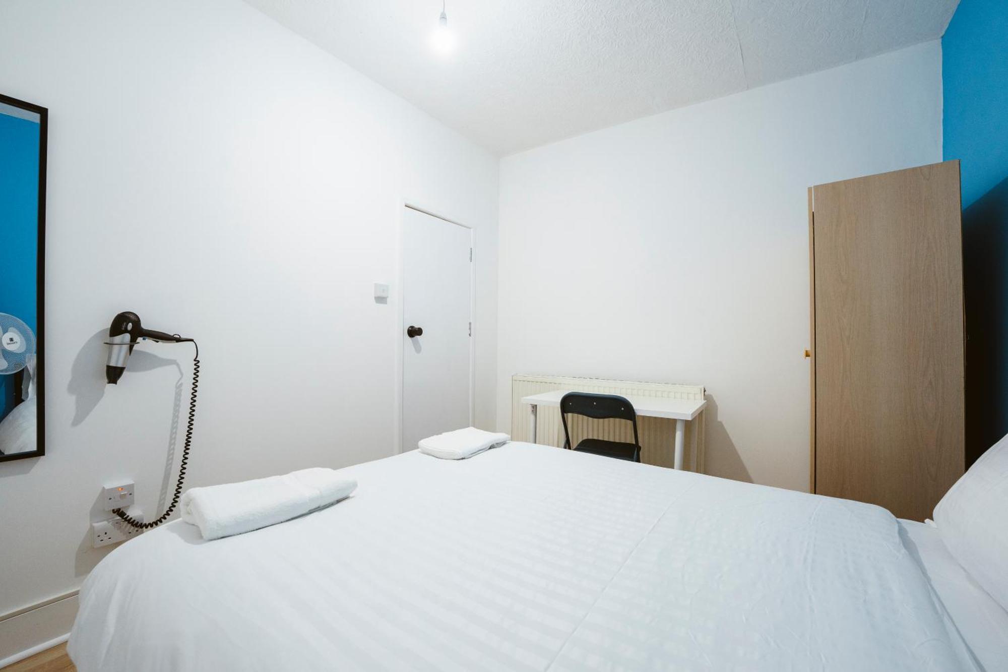 Forest Gate Double Rooms London Exterior photo