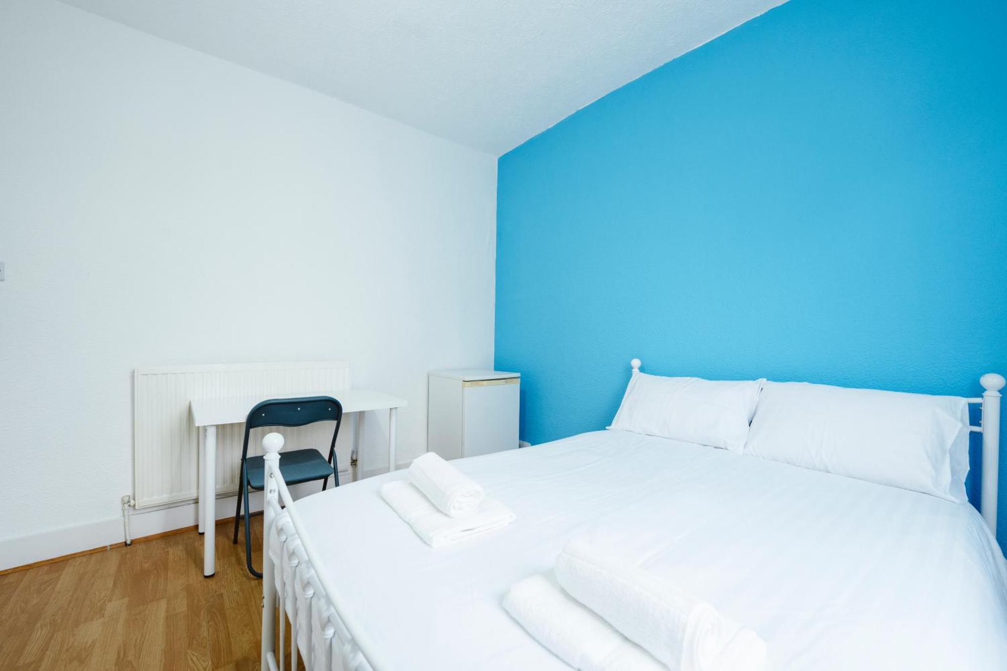Forest Gate Double Rooms London Exterior photo