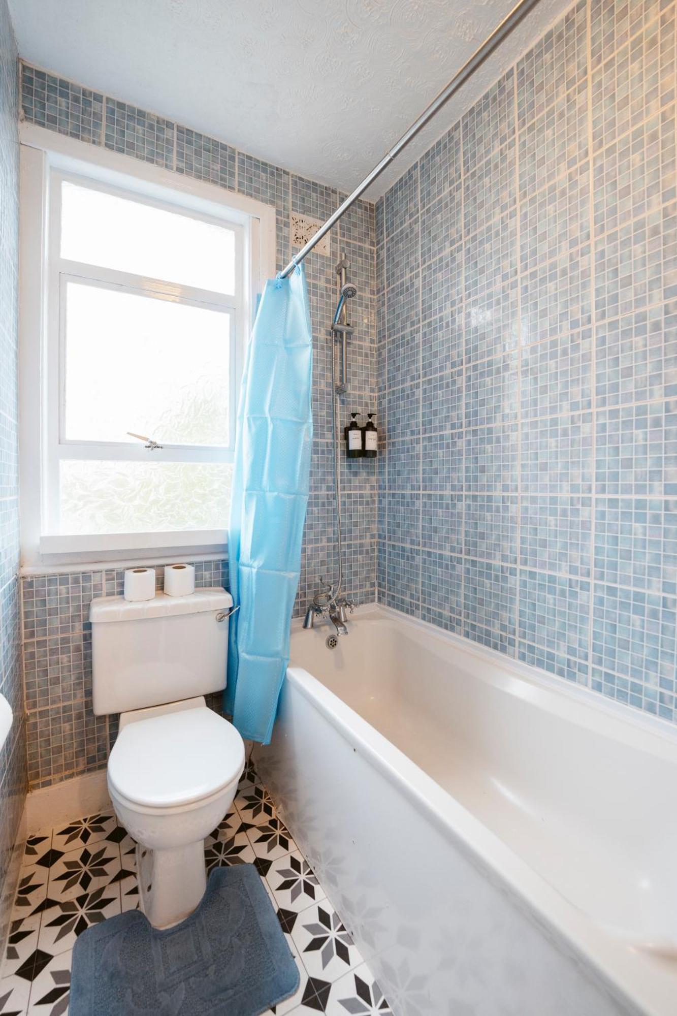 Forest Gate Double Rooms London Exterior photo